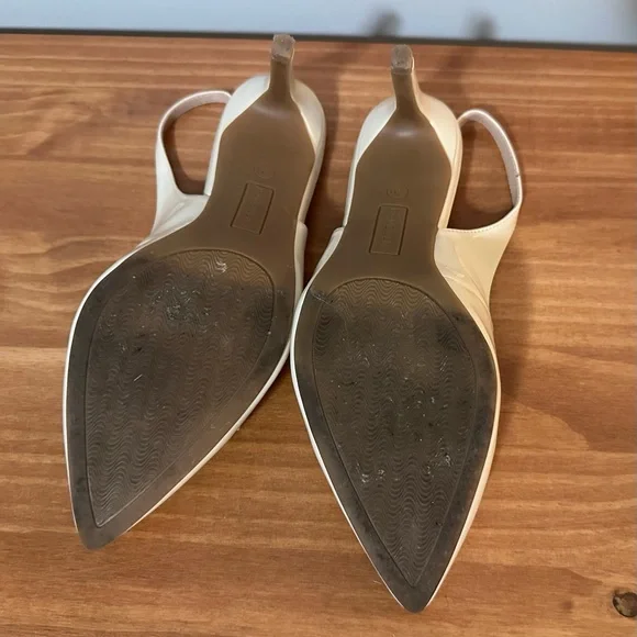 Bandolino ivory slingbacks - Picture 5 of 9